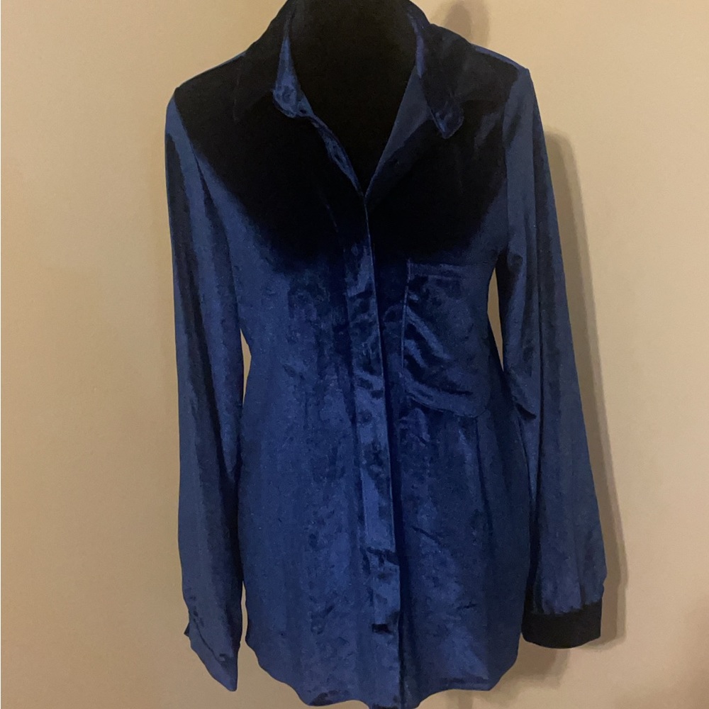 Milan Kiss button up shirt
